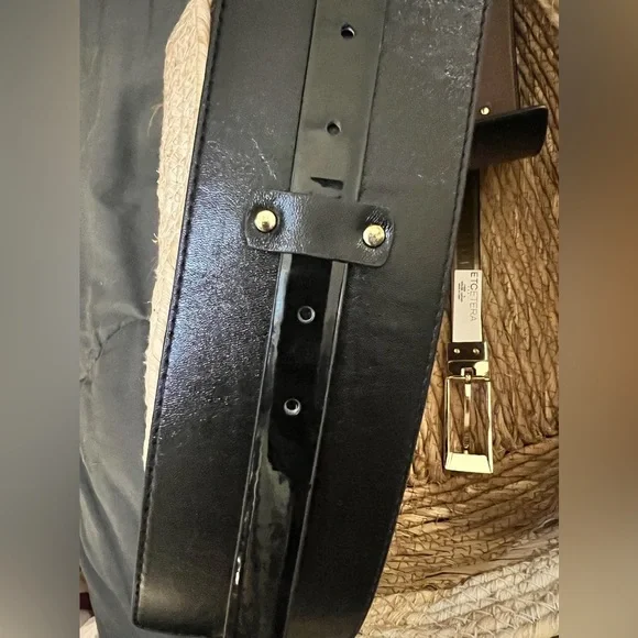 Stylish etcetera Black Leather Belt with Gold Buckle